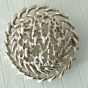 Roget Vintage Silver Tone Stunning Brooch